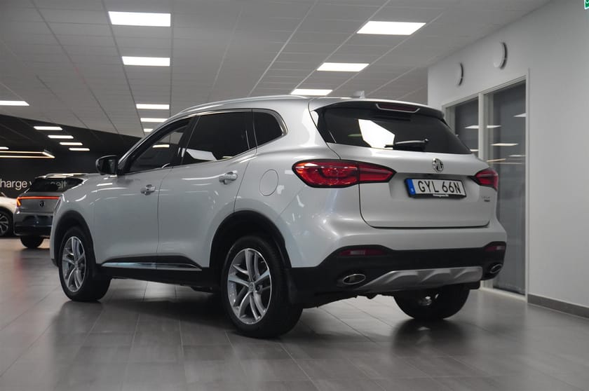 Bild 3 av MG EHS PHEV Luxury Pano Elstol 360 Kamera