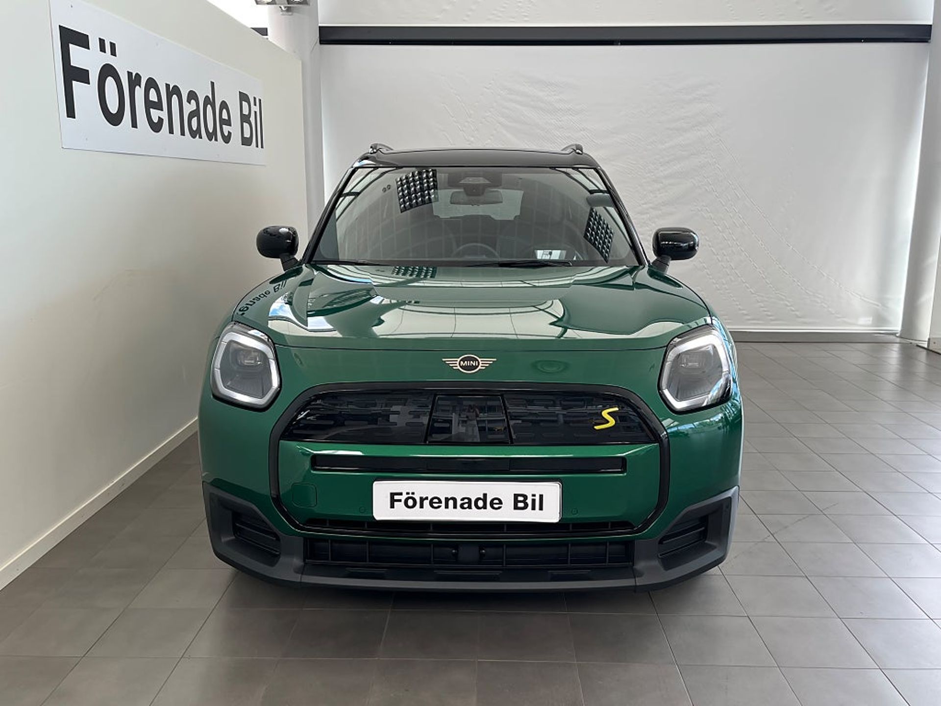MINI Countryman SE Essential 2026, bild 2/10