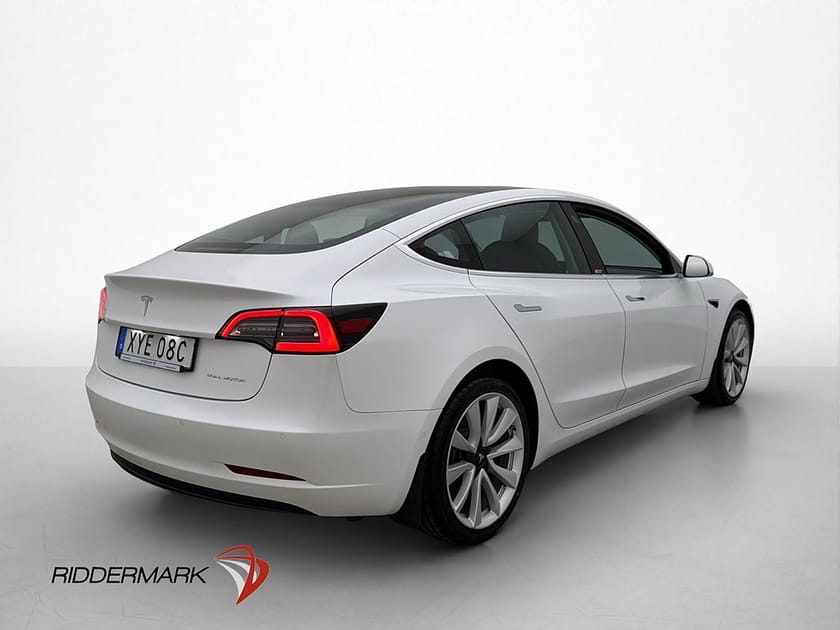 Bild 5 av Tesla Model 3 Long Range AWD Autopilot Pano Svensksåld