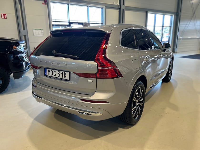 Bild 3 av Volvo XC60 Recharge T8 AWD Geartronic Inscription H/K /Pano /Drag