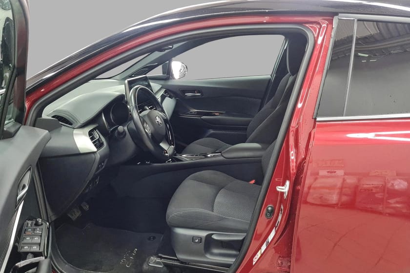 Bilde 4 av Toyota C-HR Hybrid Lounge Tech - LED - Adaptiv cruise - Ryggekamera
