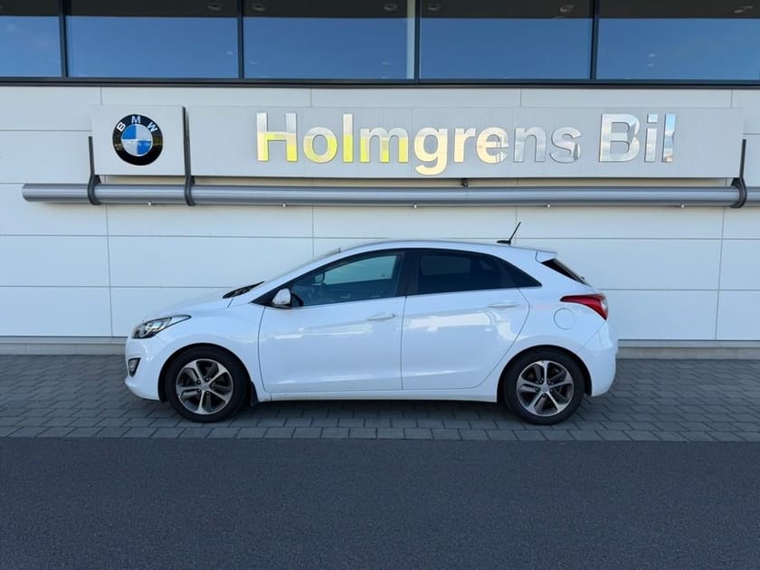 Bild 2 av Hyundai i30 30 1.6 GDi 135hk Go Plus Navi Backkamera Drag