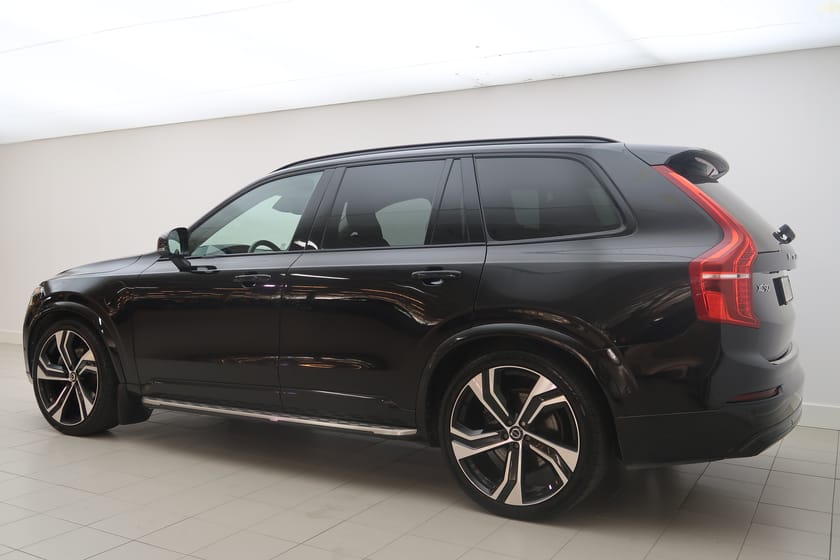 Bild 3 av Volvo XC90 Recharge T8 Ultimate Dark/Pano/Luftfjädring/360K/B&W
