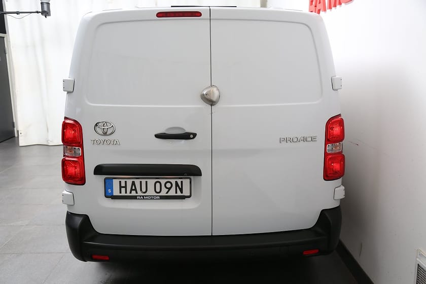 Bild 5 av Toyota Proace 2.0 D-4D Long | Moms | Kamera | Värmare