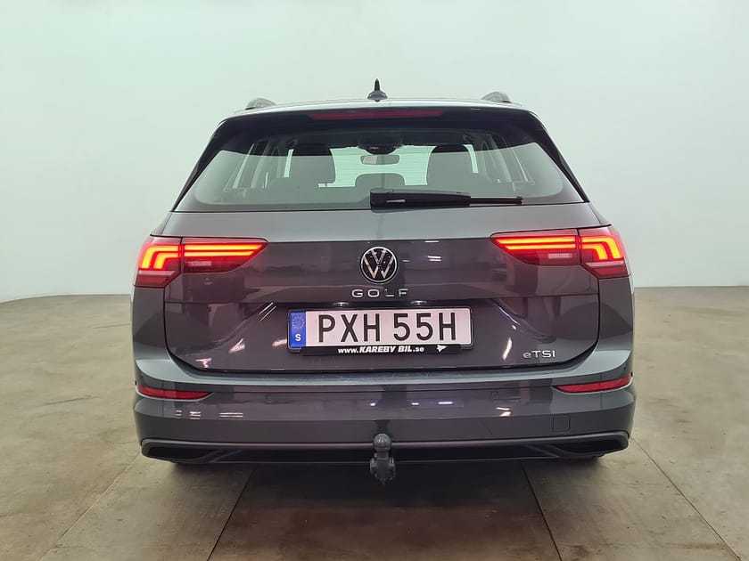 Bild 5 av Volkswagen Golf Sportscombi 1.5 eTSI 150hk ACT Cockpit Life
