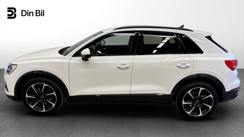 Bild 2 av Audi Q3 35 TFSI Proline | Svart Optik