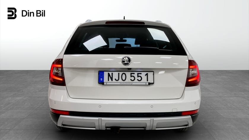 Bild 5 av Škoda Octavia Scout COMBI 2,0 TDI 150 DSG 4X4