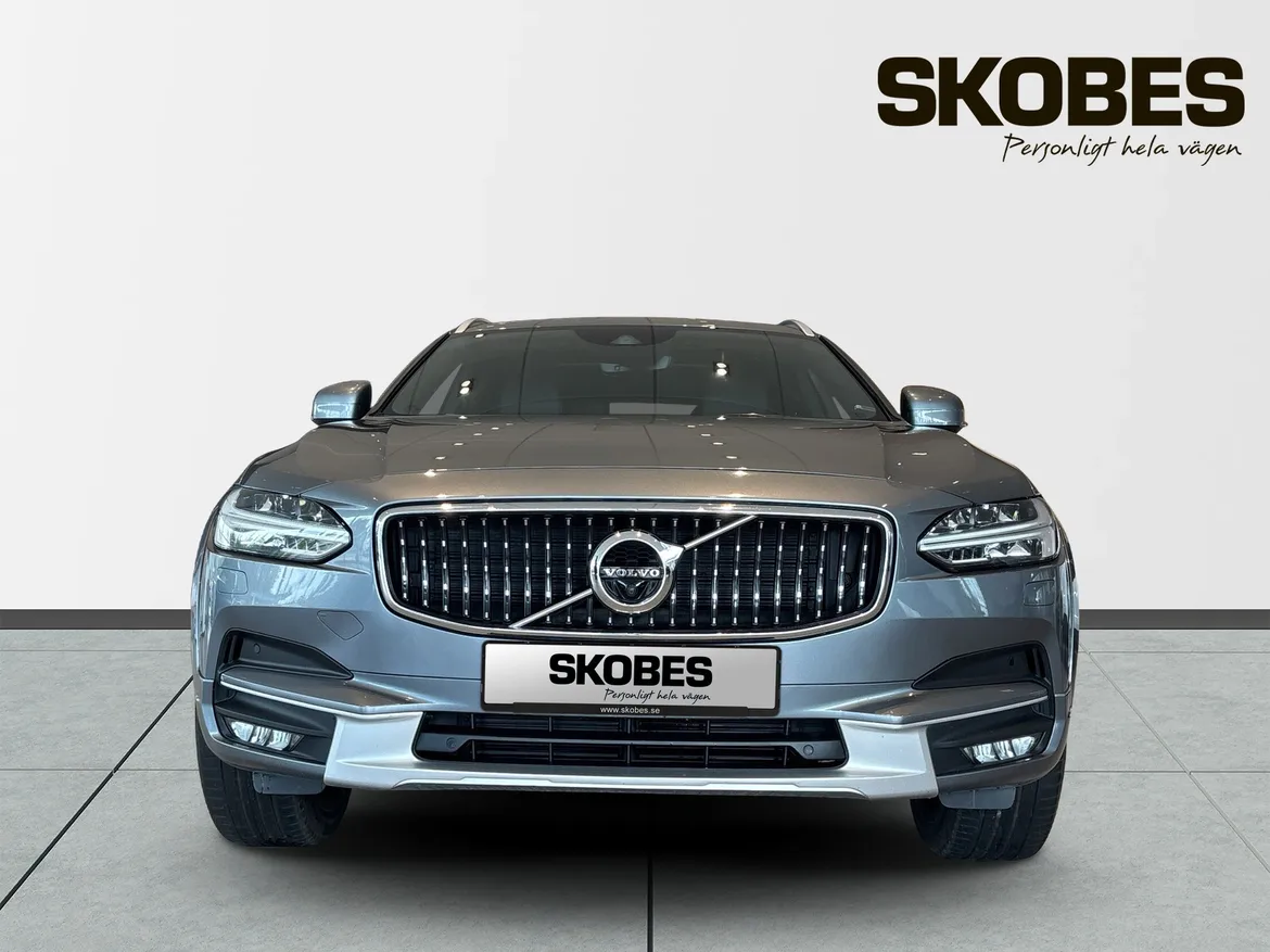 Volvo V90 Cross Country