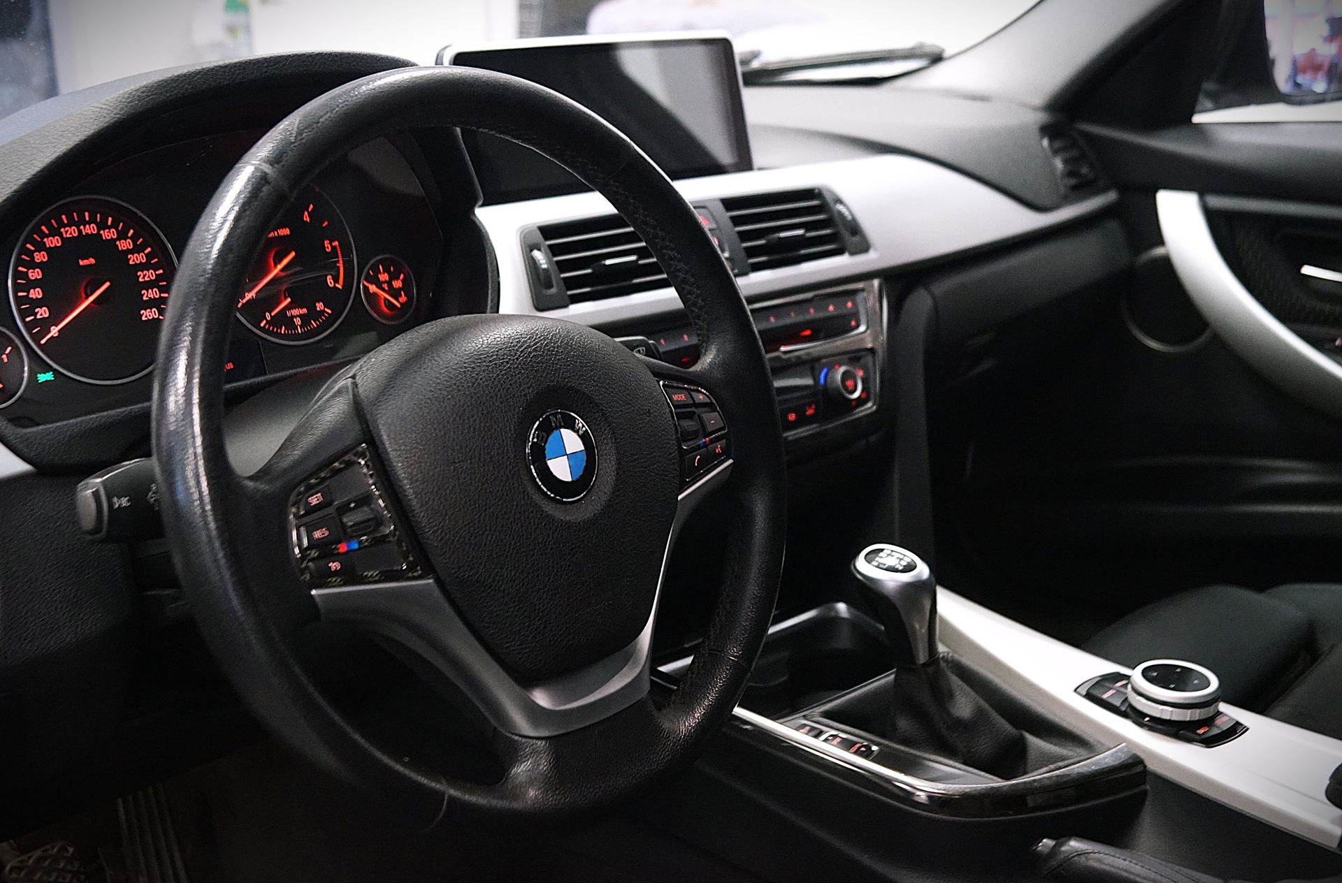 BMW 320 320d M Performance Sedan 2013, bild 7/10