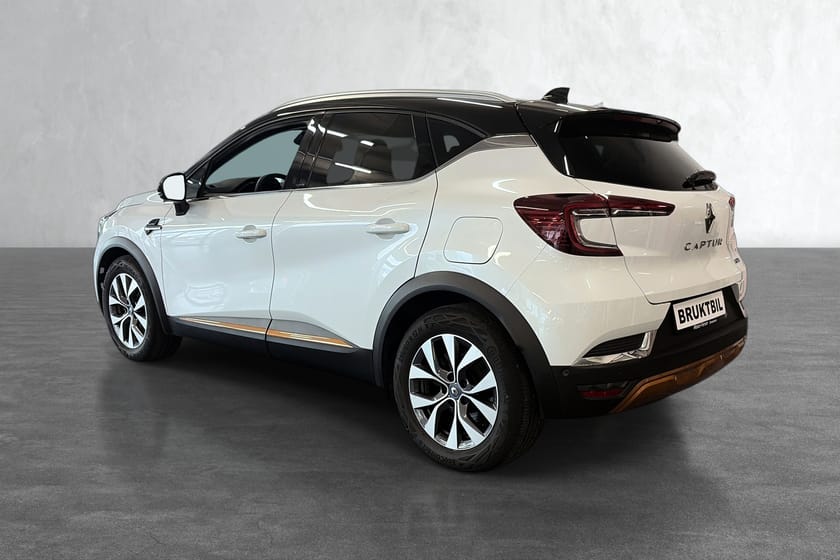Bilde 3 av Renault Captur E-TECH Plugin-Hybrid 160 Lav km/ryggekamera/Bose