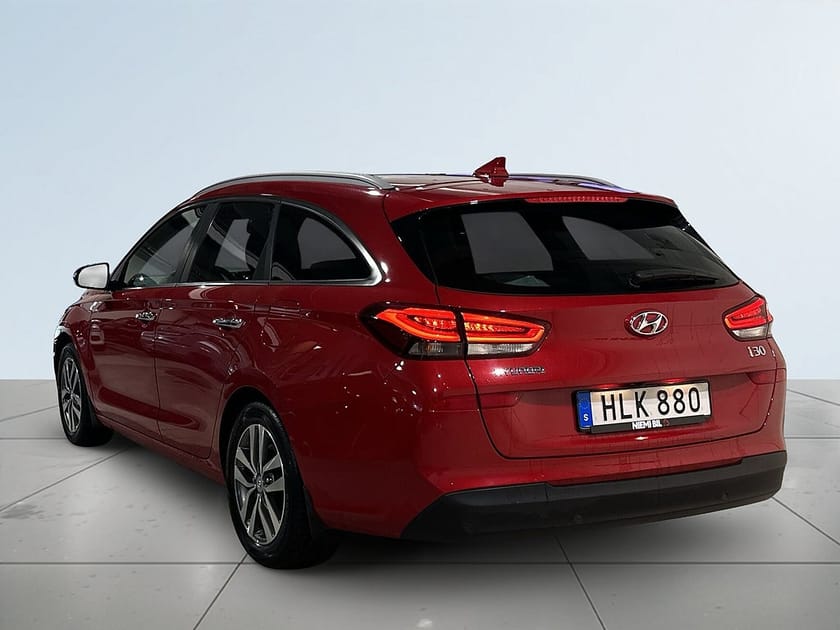 Bild 5 av Hyundai i30 Wagon 1.4 Comfort Mvärm GPS Kamera Rattvärme S/V-hjul