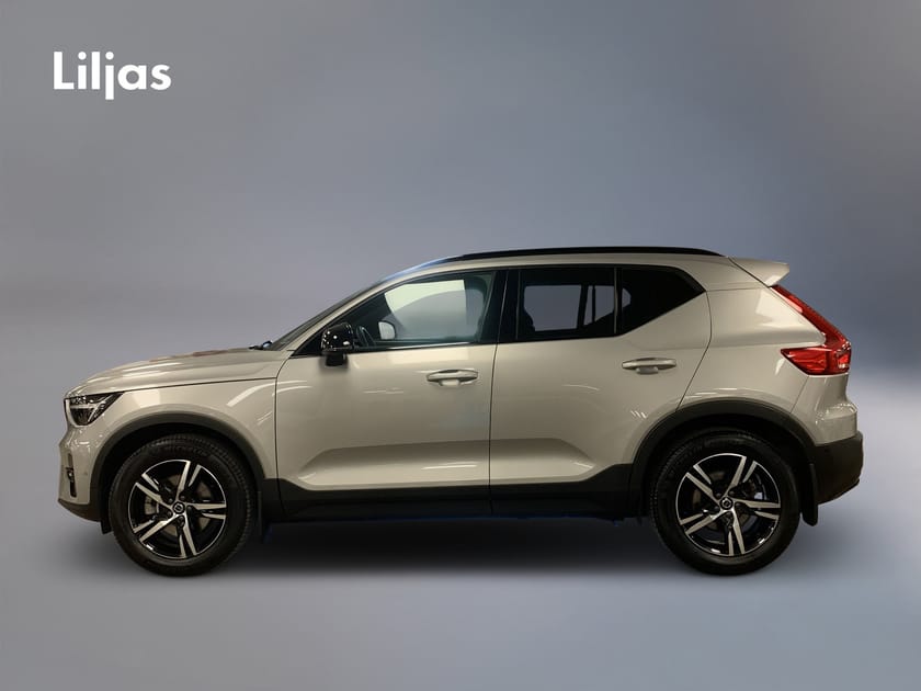 Bild 3 av Volvo XC40 B3 FWD Bensin Plus Dark//Drag//360-Kamera//