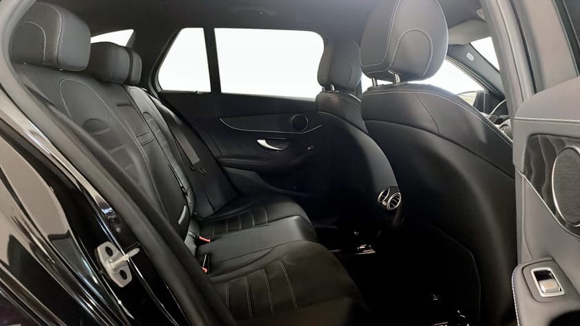 Bild 5 av Mercedes-Benz C 300 T de 306Hk AMG/Night Edition/Kamera/Drag