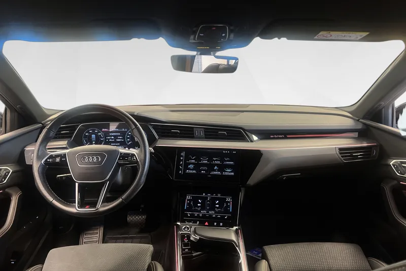 Audi e-tron 55 quattro bilde 12