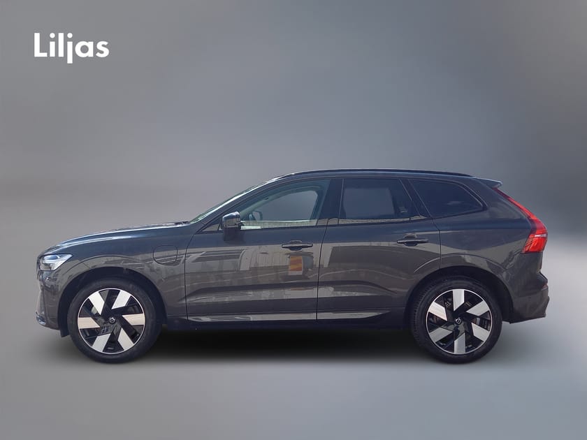 Bild 4 av Volvo XC60 Recharge T6 AWD Plus Dark Edition//360-Kamera//