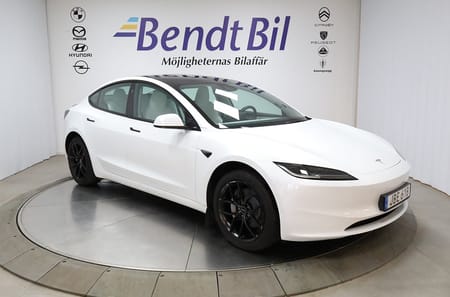 Tesla Model 3 Long Range RWD