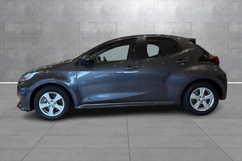 Bilde 2 av Toyota Yaris Hybrid /LETTKJØRT/RYGGEKAMRA/ACTIVETECH/