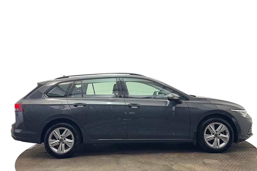 Bild 5 av Volkswagen Golf Sportscombi SC 1.5 TGI CNG Cockpit Rattvärme P-Sens AdaptivFH 131hk