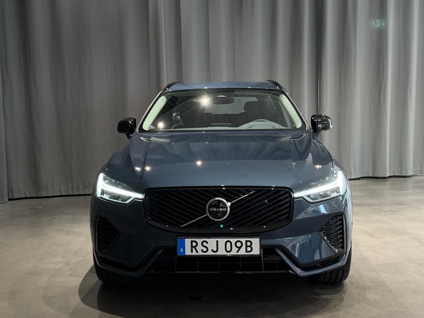 Bild 4 av Volvo XC60 T6 Plus Dark Nordic Edition Lagerbil