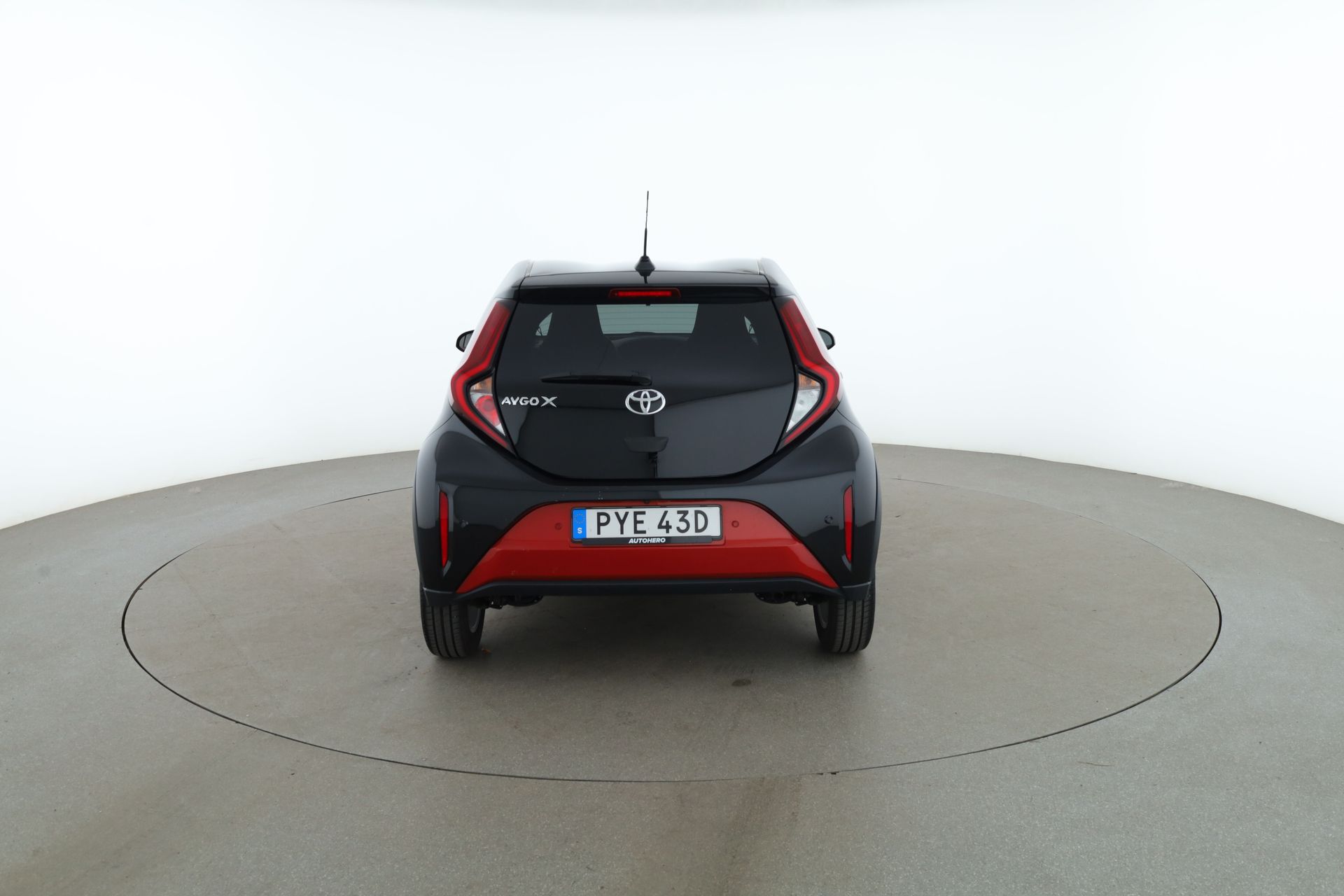 Toyota Aygo X 1.0 VVT-i 2022, photo 4/10