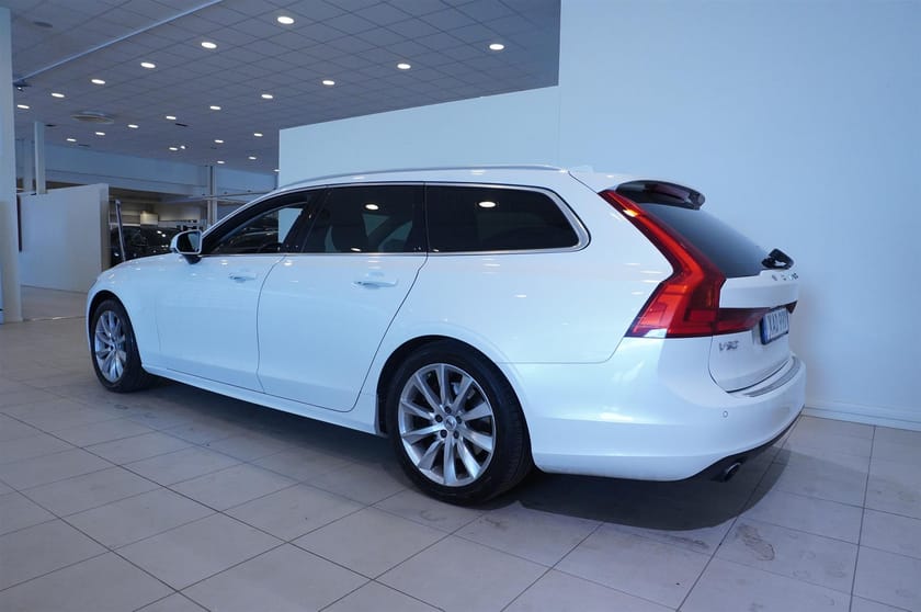 Bild 5 av Volvo V90 T4 Geartronic 190hk Momentum, Navigation, Backkamera, Keyless