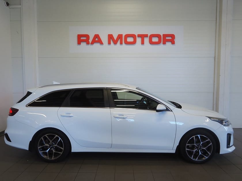 Bild 4 av Kia Ceed Sportswagon SW 1.4 T-GDI DCT GT-Line Kamera Navi Drag M-Värm