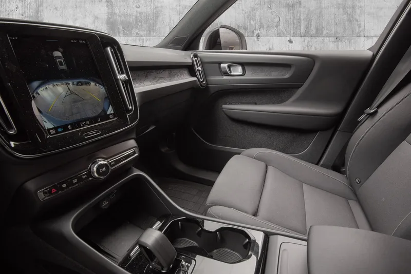 Volvo XC40 Recharge Twin motor bilde 10
