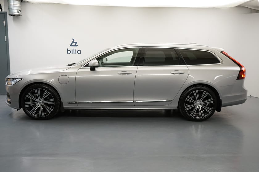 Bild 2 av Volvo V90 Recharge T8 Ultimate Bright, Dragkrok, HarmanKardon PremiumSound, Navigation