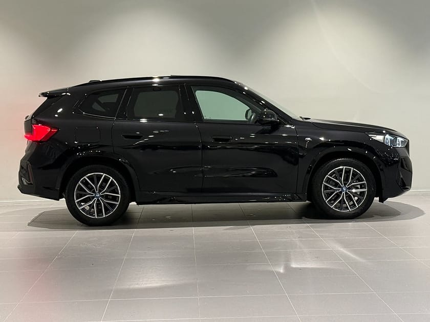 Bild 3 av BMW X1 xDrive25e M Sport SÅLD Head-up Pano H/K Comfort Access