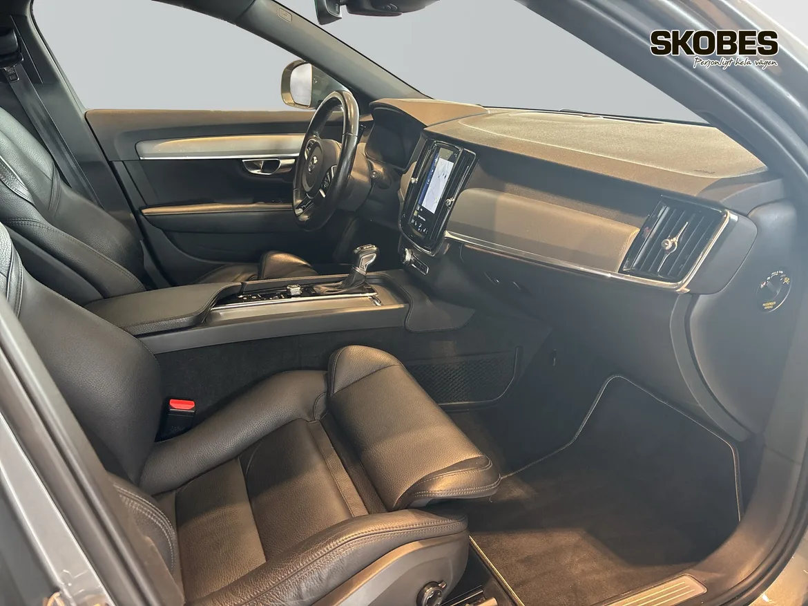Volvo V90 Cross Country