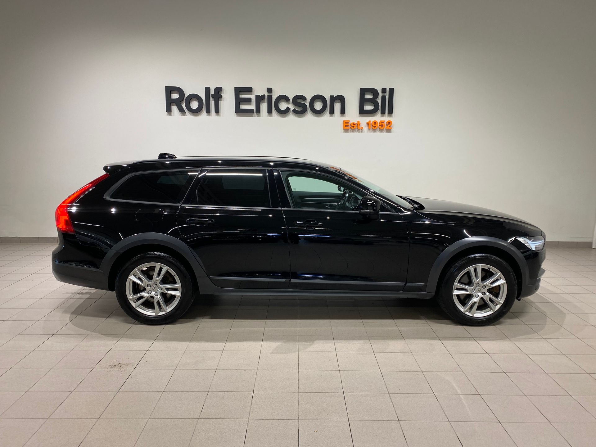 Volvo V90 Cross Country D4 AWD Business 2018, bild 6/10