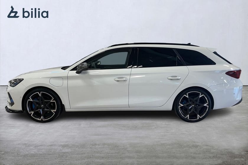 Bild 4 av CUPRA Leon Sportstourer VZ e-Hybrid e-Hyrbid 272hk Matrix/Senhesier Se Utrs