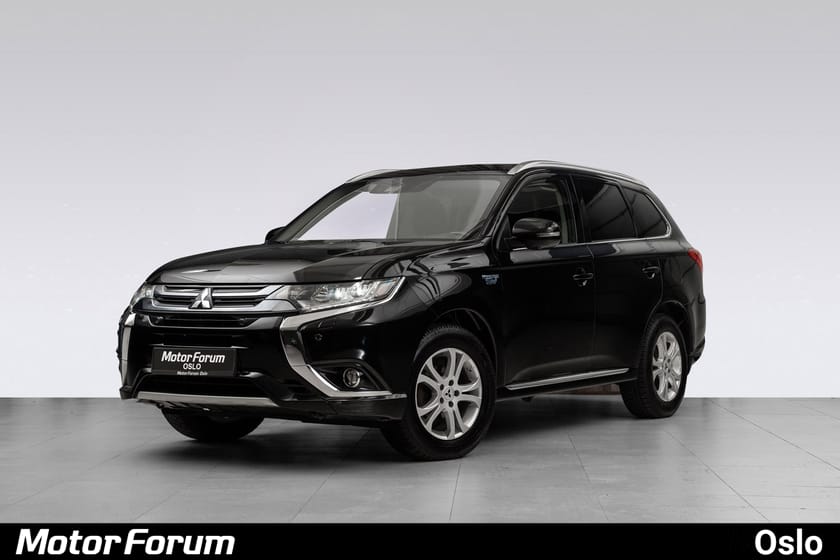 Bilde 1 av Mitsubishi Outlander PHEV 4x4|360° kamera | Adaptiv cruise | Skinn | Hengerfeste