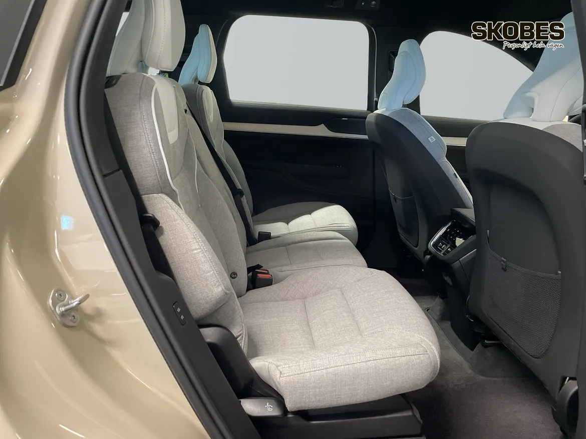 Volvo EX90