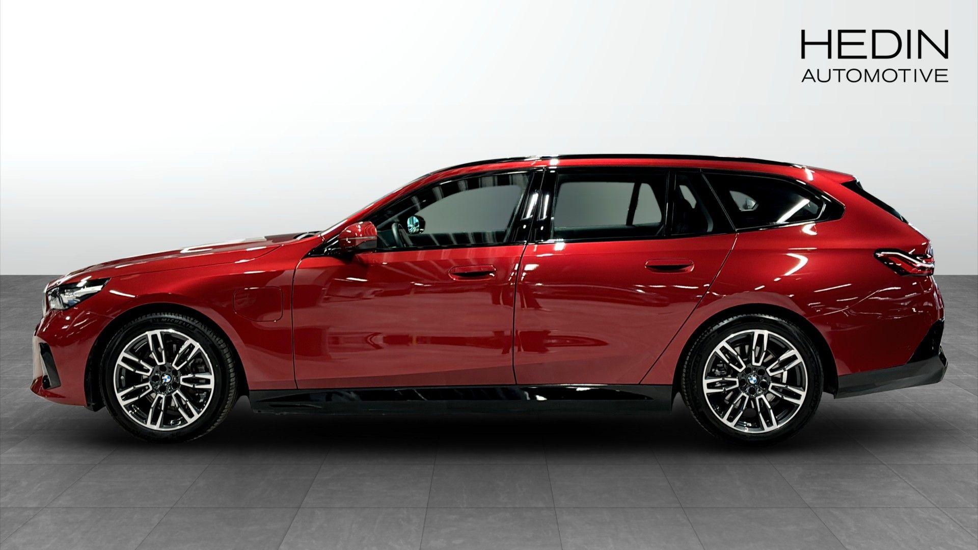 BMW 530 e xDrive Touring 2026, bild 6/9