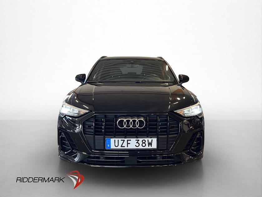 Bild 2 av Audi Q3 35 TFSI 150hk S-Line Cockpit Black Optik Värmare