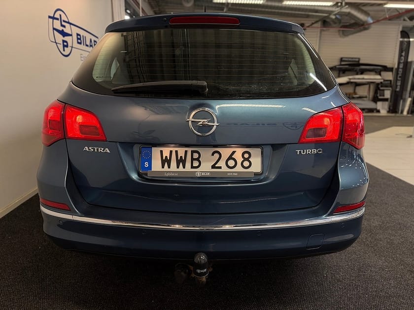 Bild 4 av Opel Astra Sports Tourer 1.4 Turbo/ 1 Ägare/ Drag/ Vhjul/ Nyservad