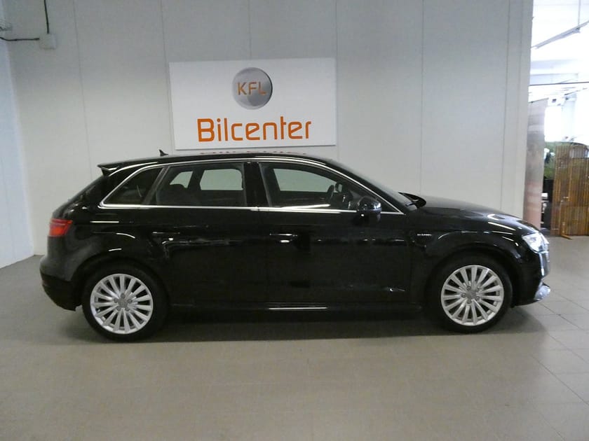 Bild 3 av Audi A3 Sportback e-Tron 1.4 TFSI Drag-Bluetoth-Adaptiv-SoV Proline