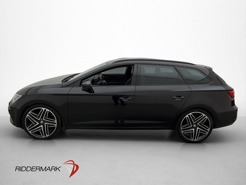 Bild 4 av SEAT León Cupra ST 2.0 TSI 4D 300hk Cockpit Navi Beats