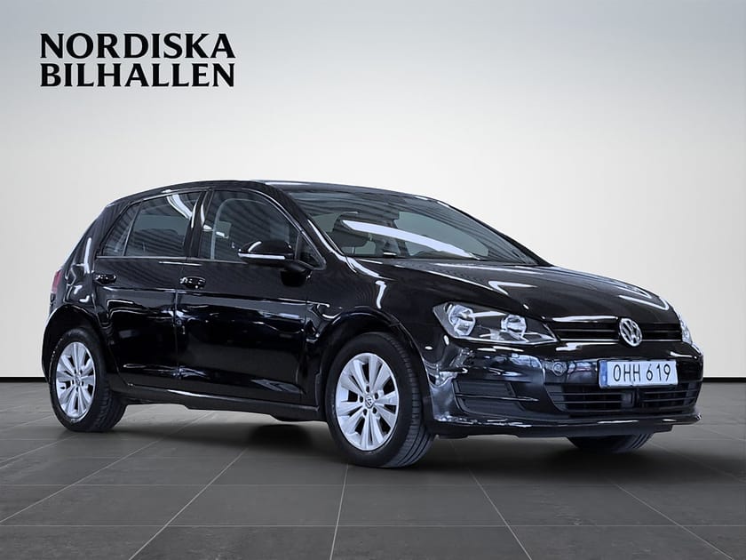 Bild 1 av Volkswagen Golf 5-dörrar 1.2 TSI BMT Base Nyservad Nybesiktad Bluetooth