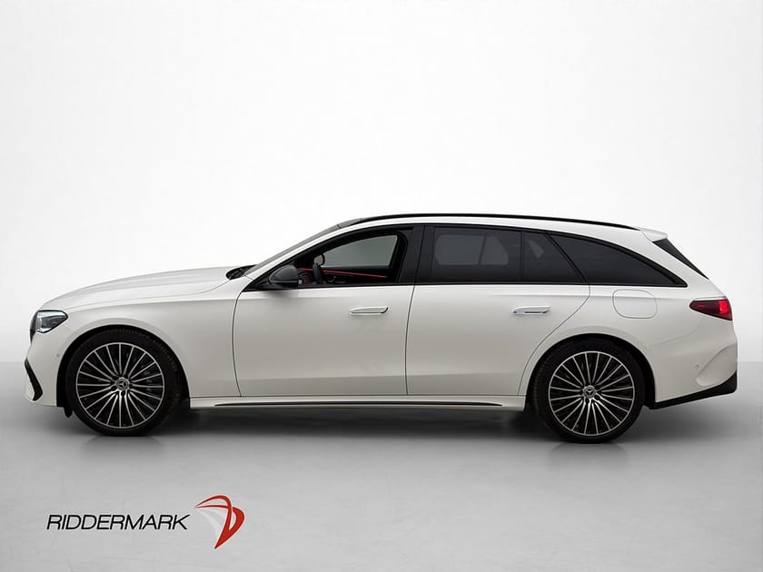 Bild 3 av Mercedes-Benz E 300 T e E300 AMG Pano Burmester-4D 360° Skinn Drag