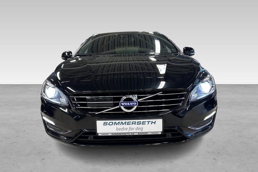 Bilde 3 av Volvo V60 D6 PHEV AWD/ lav km/ Ekstralys/ Hengerfeste/kamera+++