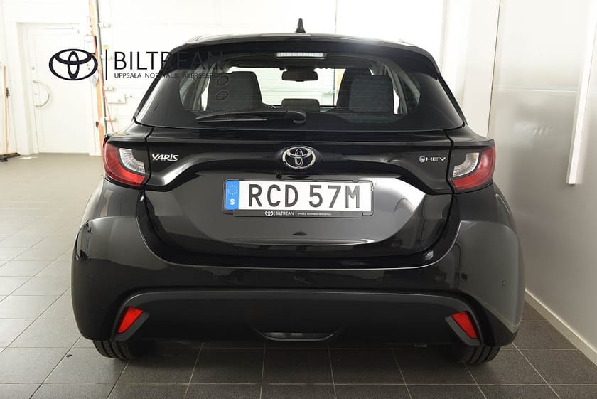 Bild 4 av Toyota Yaris Hybrid 115 1,5 Elhybrid Active Komfortpaket P-sensorer Backkamera