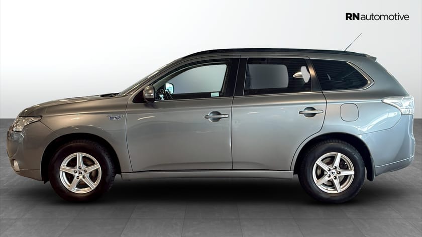 Bild 2 av Mitsubishi Outlander PHEV 2.0 Plug-in Hybrid  4WD