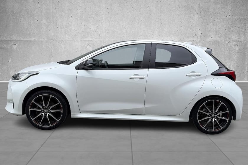 Bilde 2 av Toyota Yaris Hybrid 1.5 GR SPORT