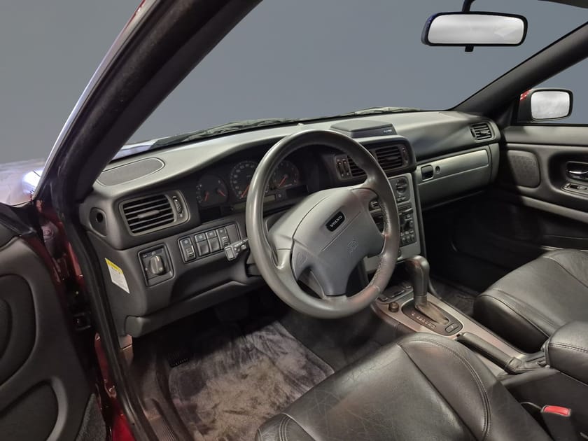 Bild 4 av Volvo C70 Cabriolet 2,4T//Välvårdad//Endast 2 ägare//