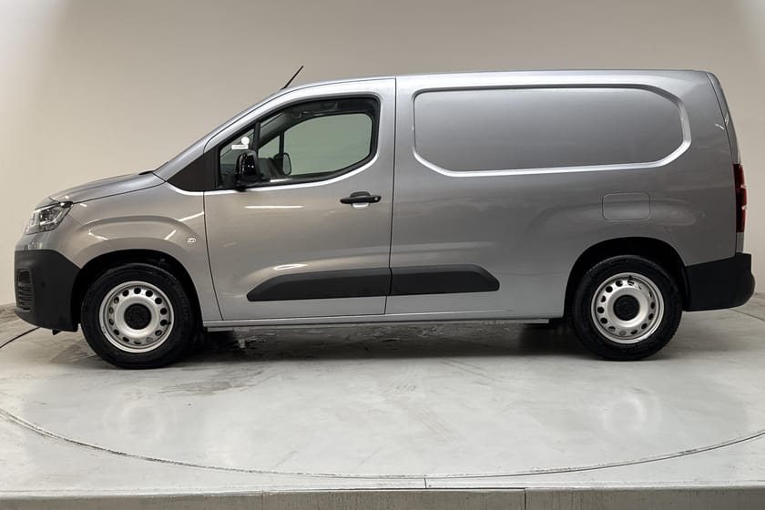 Bild 2 av Fiat E-Doblò Van E-Doblo 50kWh (136hk)