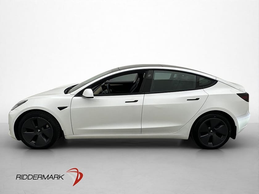 Bild 5 av Tesla Model 3 Long Range AWD 440hk Skinn Pano Drag