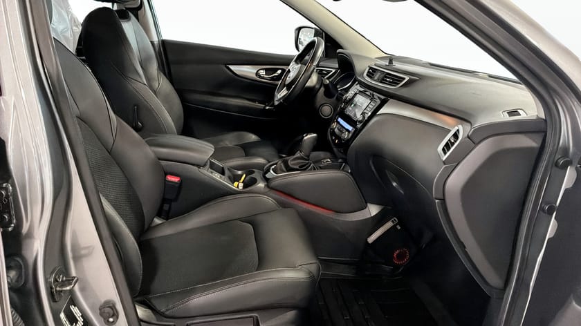 Bild 3 av Nissan Qashqai DIG-T 160 TEKNA 2WD DCT EVAPO, Automat 360 kamera