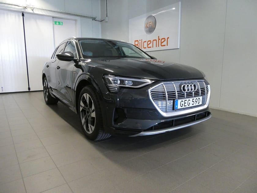 Bild 3 av Audi e-tron 55 quattro Drag-Adaptiv-Kamera-Värmare-CockPit-Navi-SoV